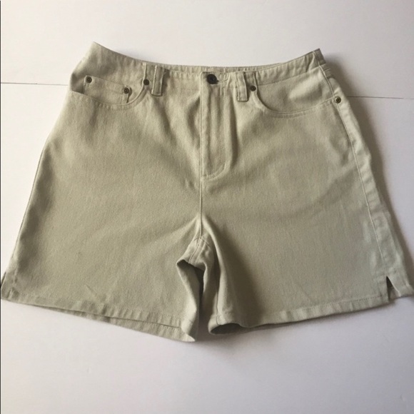 Liz Claiborne Pants - Liz Claiborne Bermuda Short Beige Size 10